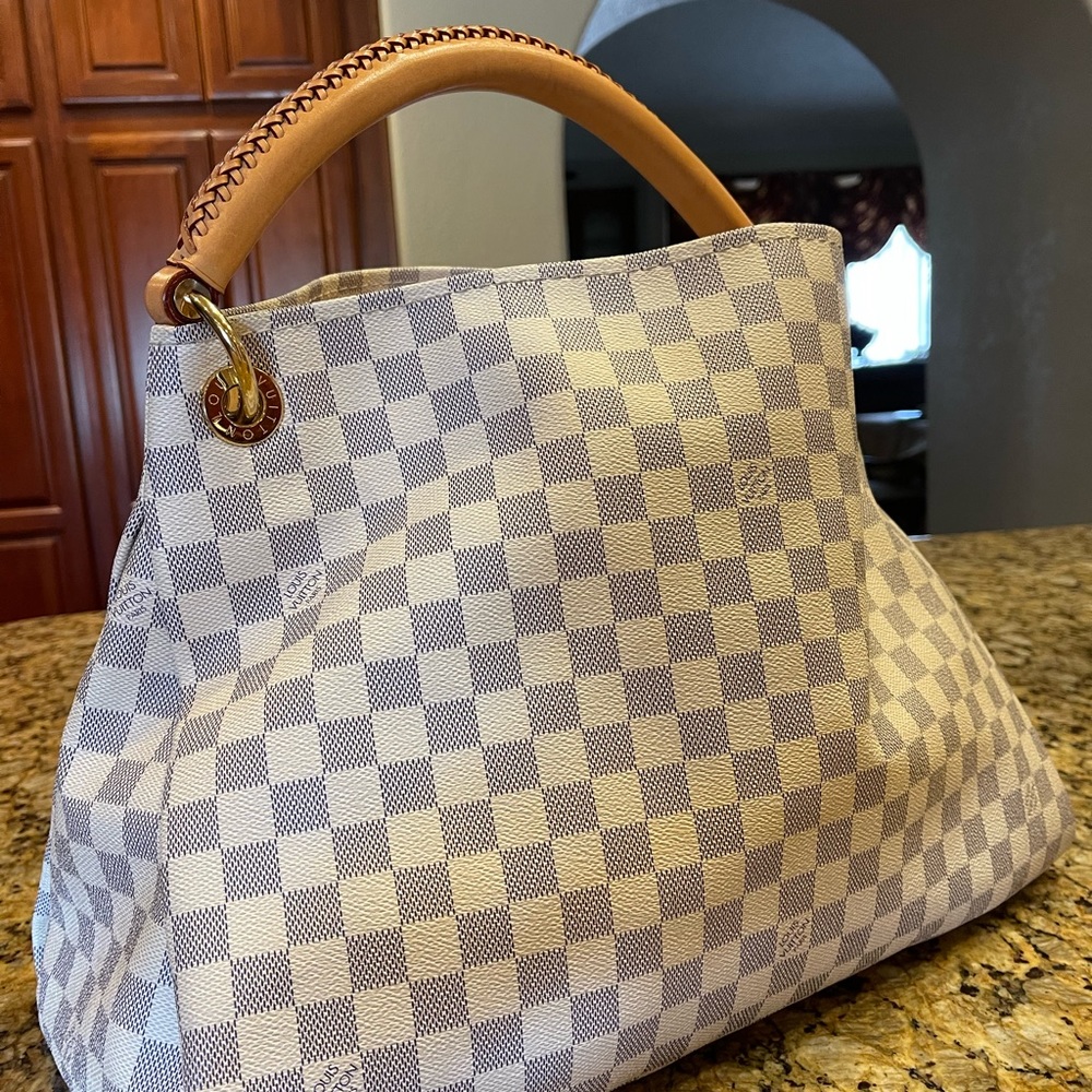 Louis Vuitton Damier Azur Artsy MM